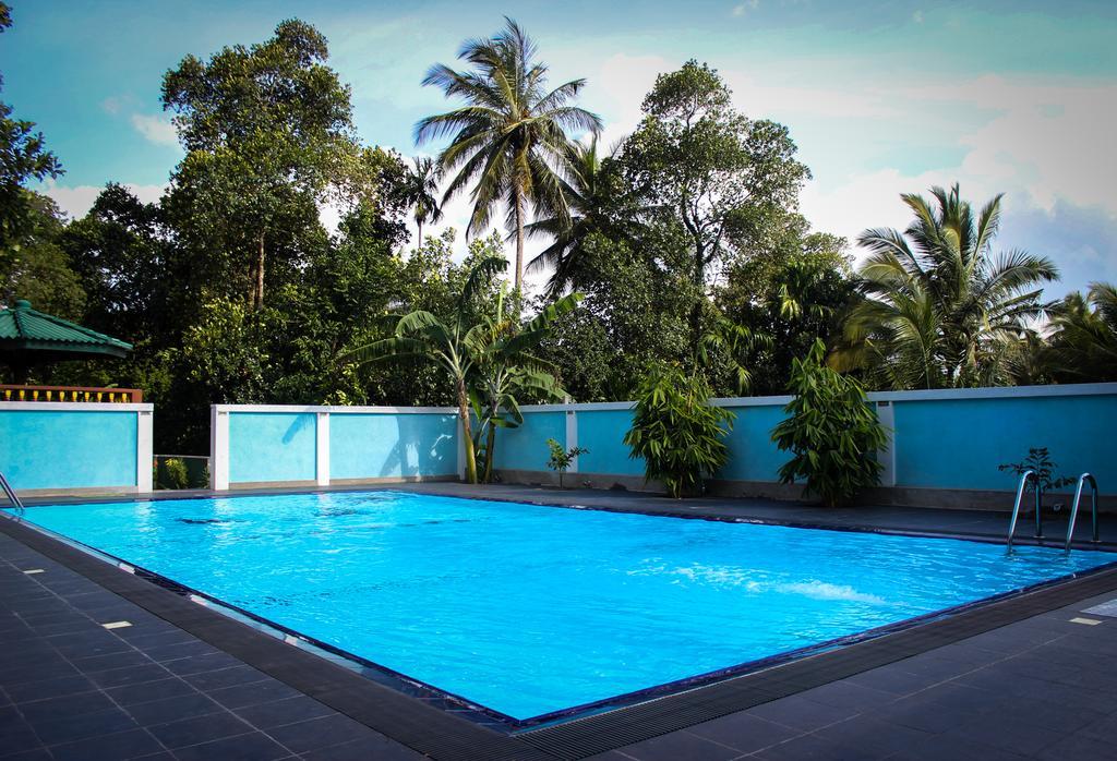 Green View Holiday Resort แคนดี้ ภายนอก รูปภาพ